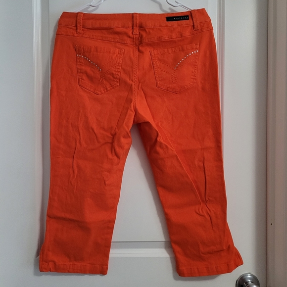 Baccini Capri size 10 in Coral Red - Picture 2 of 7